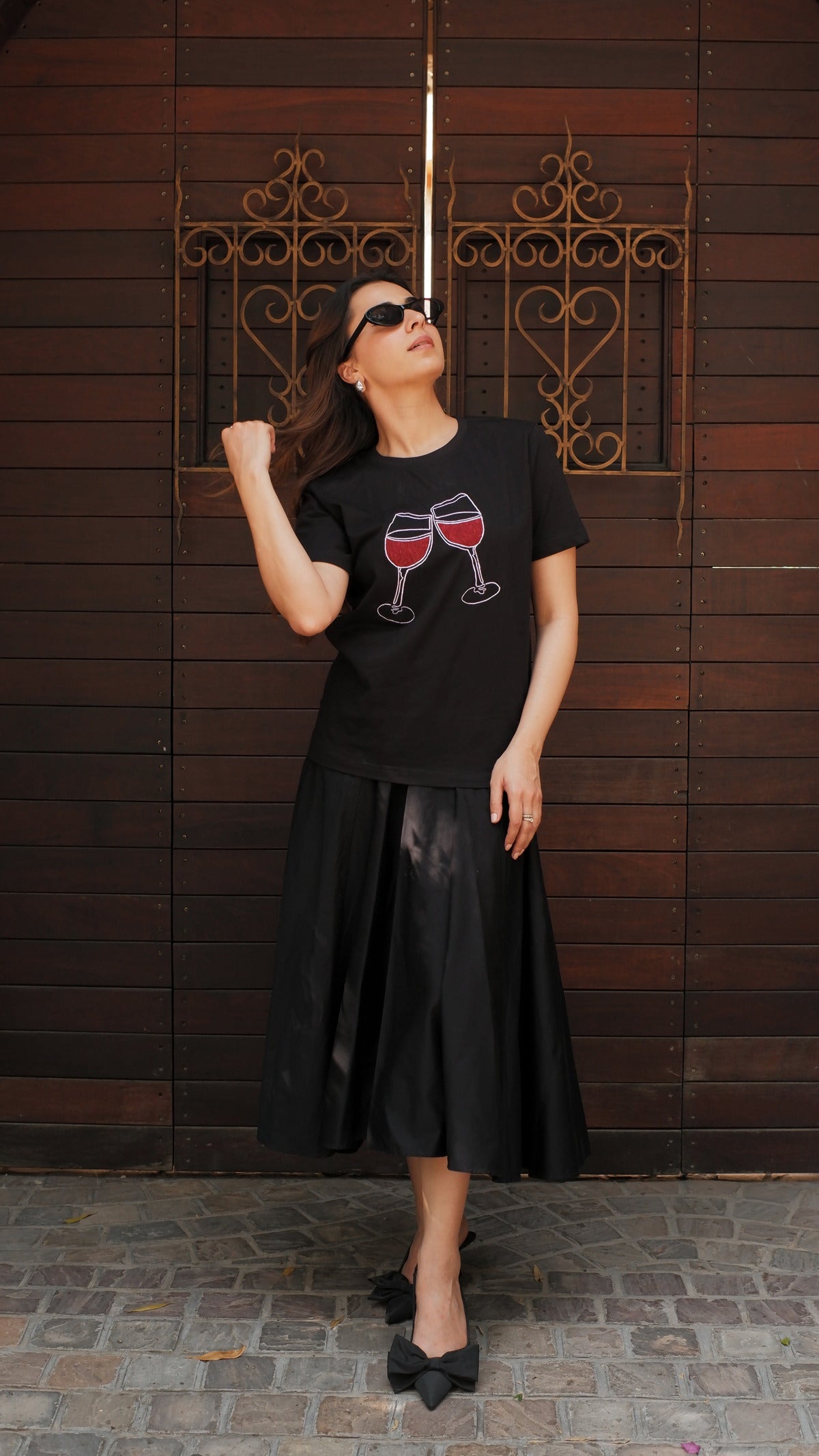WINE EMBROIDERED TSHIRT