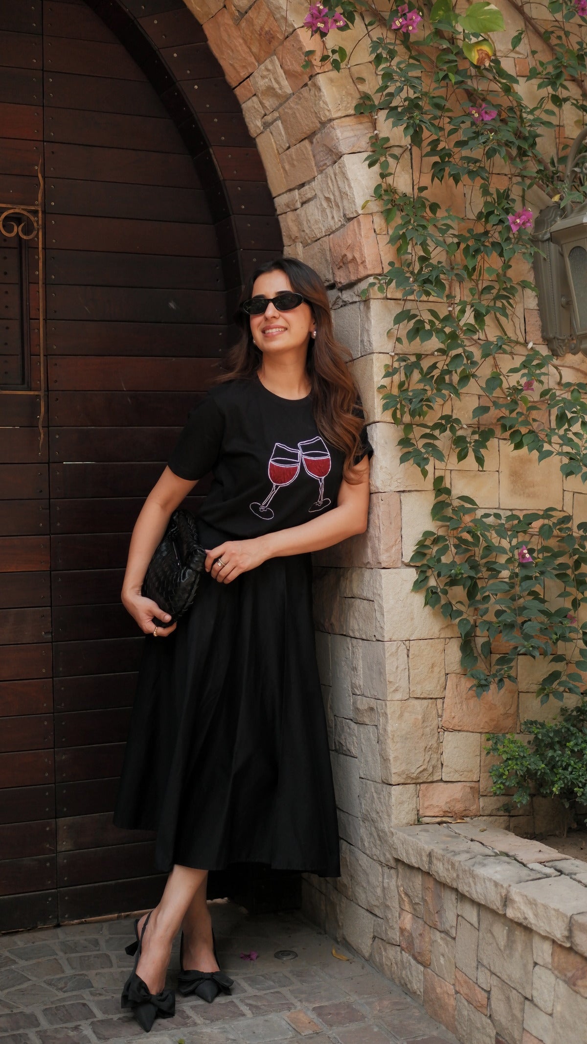 WINE EMBROIDERED TSHIRT