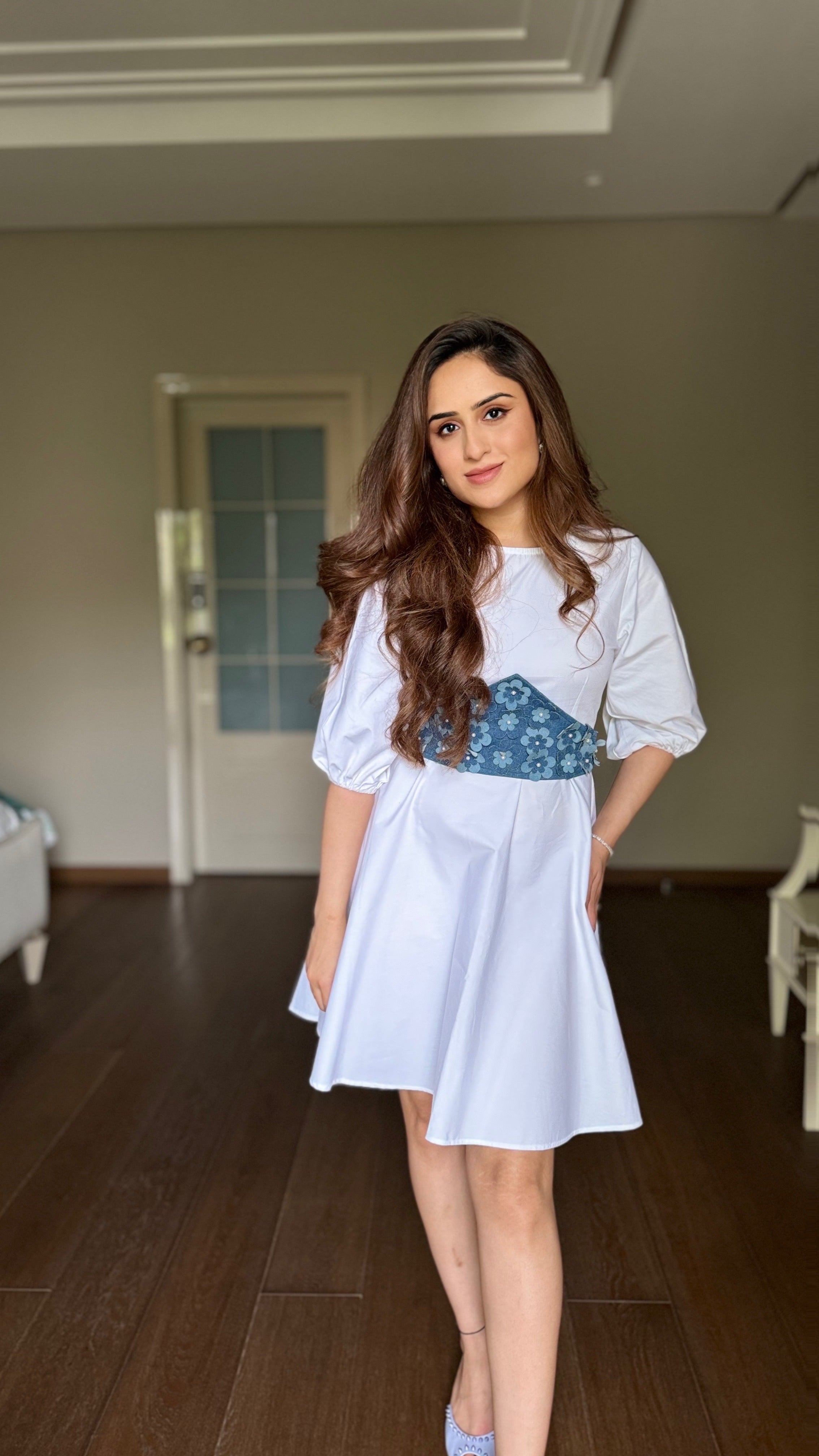 White Short Dress With Denim Belt