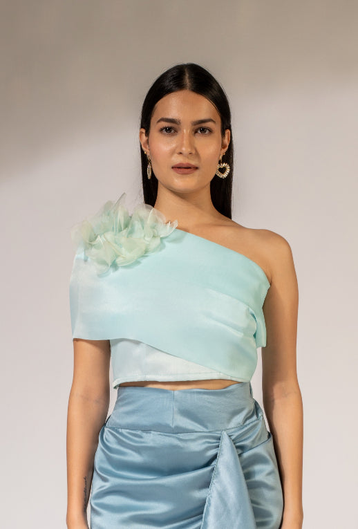 WEAVING CULT AQUA BLUE ORGANZA ONE OFF-SHOULDER TOP